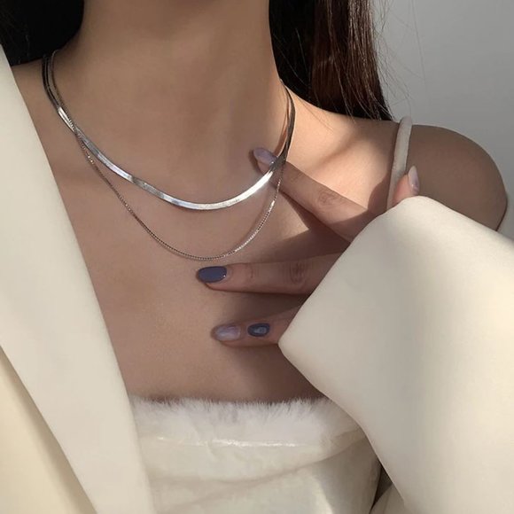 Silver Snakechain Layered Herringbone Necklace - Picture 3 of 8